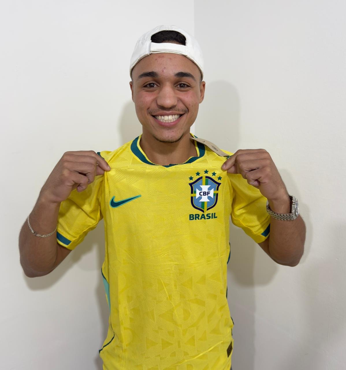 Camisa Seleção Brasileira Amarela Modelo Torcedor